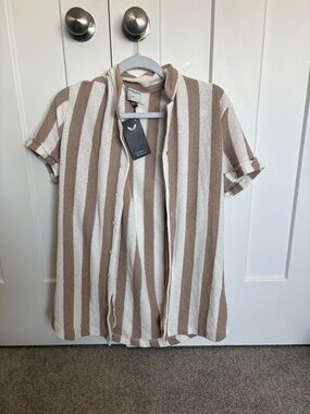 Breathable Short-Sleeve Button-Down Shirt - Cream & Tan Stripes